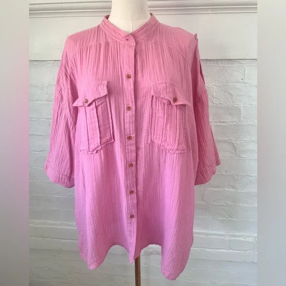 Acacia Swimwear Van Shirt in Sweet Pea Pink Gauze Organic Cotton Button Down - Picture 3 of 12